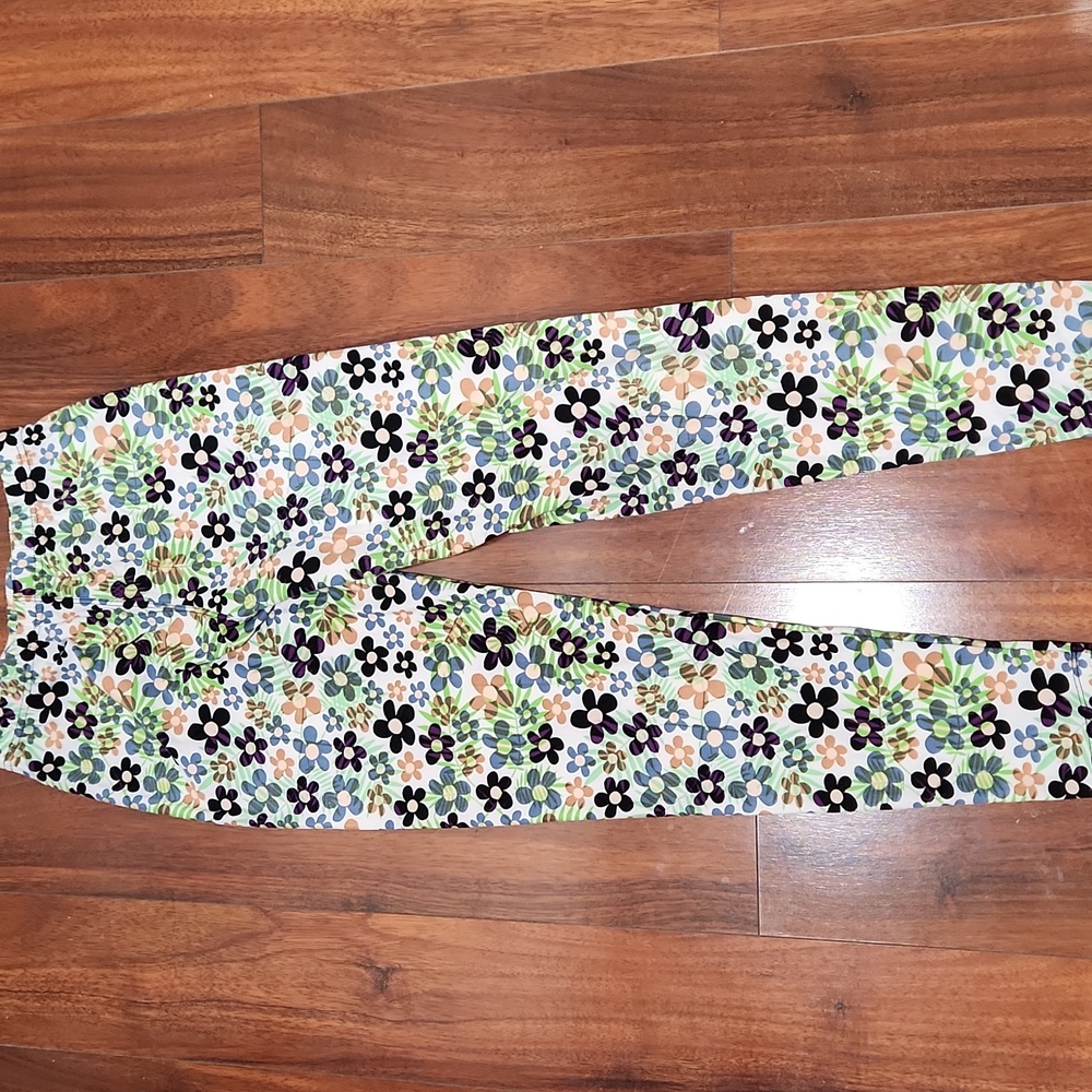 Buttery Texture Flower Tights One Size